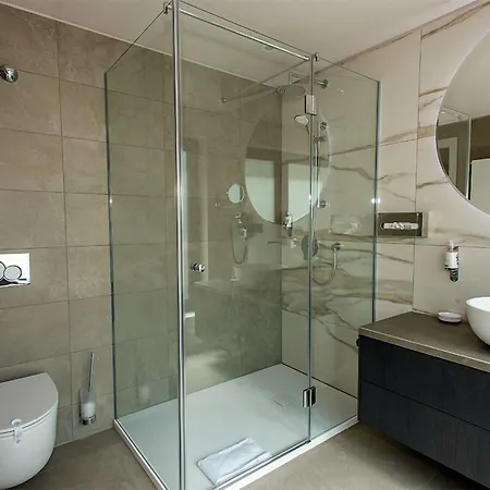 Trueffel 4*